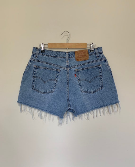 34” Levis High Waisted Shorts/90s Levis Shorts/Le… - image 5