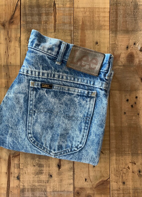 32" Acid Wash Lee High Waisted Jeans / Vintage Le… - image 9