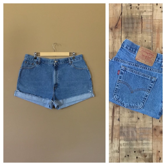 36" Levis High Waisted Shorts Denim / 90s Vintage 