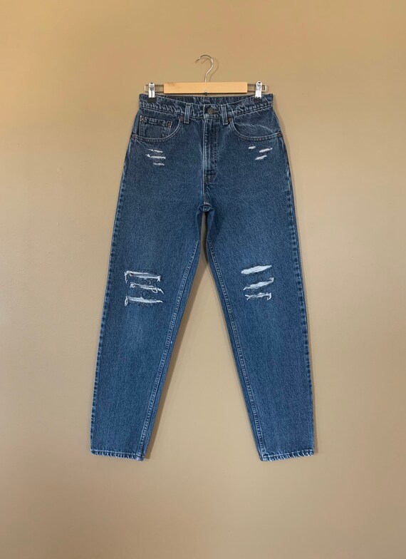 30" Levis High Waisted Jeans Ripped / Levis 550 /… - image 2