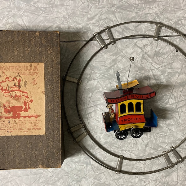 Vintage 1922 Toonerville Trolley Antique Tin Windup Railroad Railcar Toy Wind up car with key and track in Original Box Fontaine Fox Germany