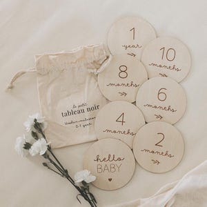 Wooden Milestone Discs – Baby milestone discs, pregnancy milestone discs, wooden baby rounds, mom gift, pregnancy gift, baby shower gift