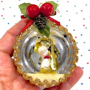 VINTAGE: Metallic Plastic Diorama Ornament Christmas Decor Ornament image 1