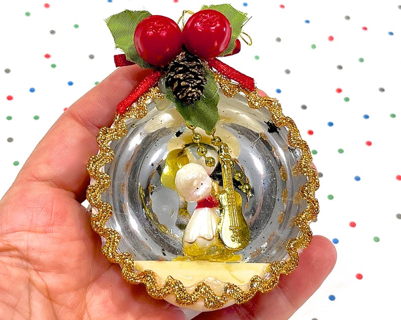 VINTAGE: Metallic Plastic Diorama Ornament Christmas Decor Ornament image 1