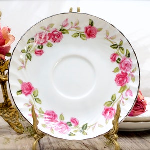 VINTAGE: 3-teiliges Rosewill Fine China Untertassen-Set - Japan - Austausch, Sammeln, Ausstellen, Unterhalten - SKU 32-C-00032521