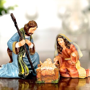 NativitÃ In Resina Colorata Decorazione Natalizia/soprammobile Con Luce - 12