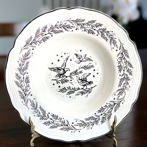 VINTAGE: New England Toile Rimed 9 1/4 Soup Bowl Tabletops Unlimited Replacement, Collecting SKU 36-D-00025190 image 2