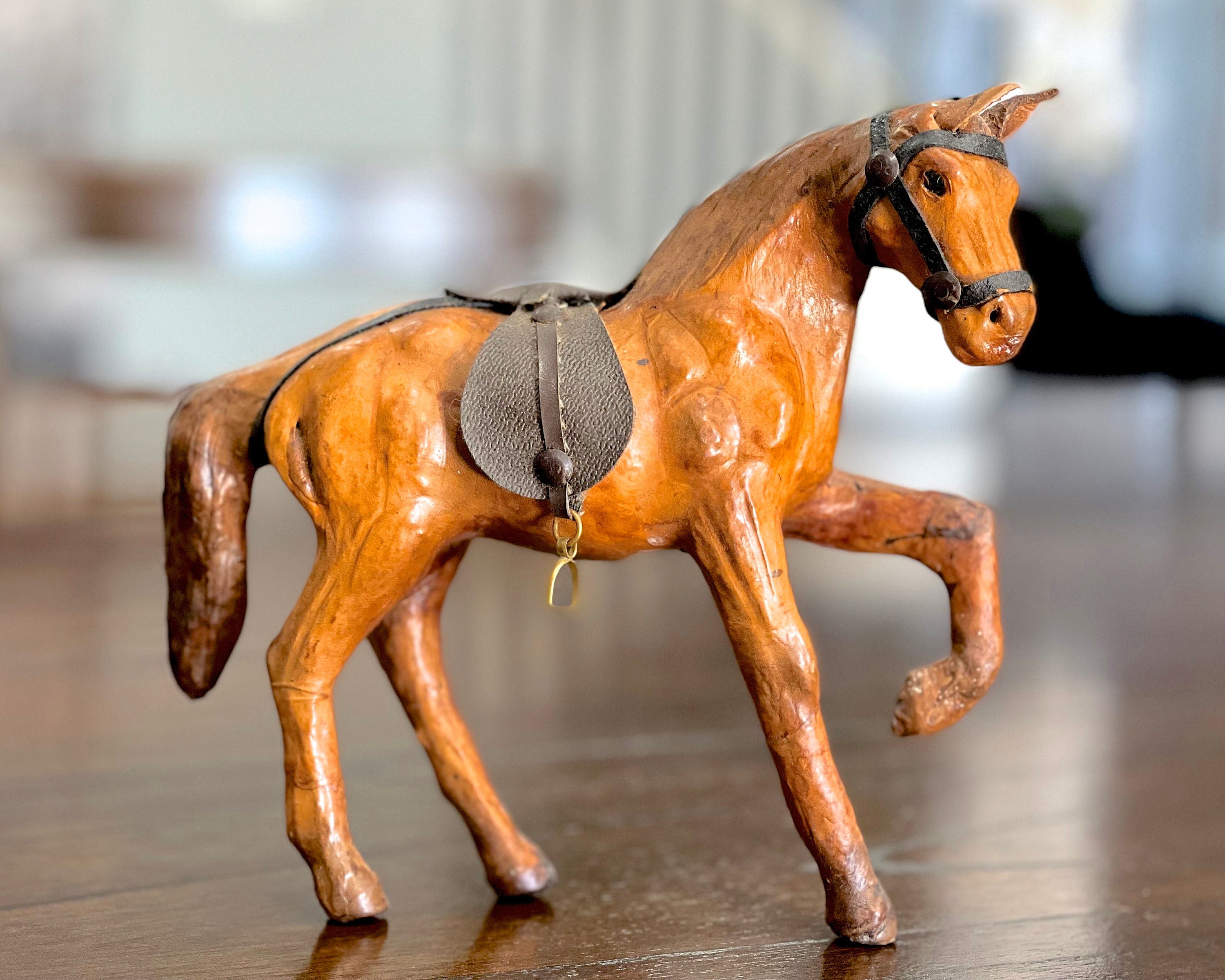 革製馬の 置物 革製の馬のオブジェ - RITA brocante