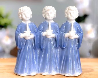 VINTAGE: Japan - Caroler Figurine Music Box - Ceramic Singing Figurines - Blue and White Figurine - Musical - Holiday - SKU 24-C-00040078