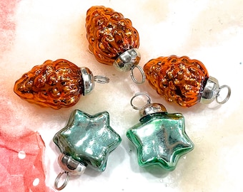 VINTAGE: 5pc - Small Thick Mercury Ornaments - Mid Weight Kugel Style Ornaments - Unique Find