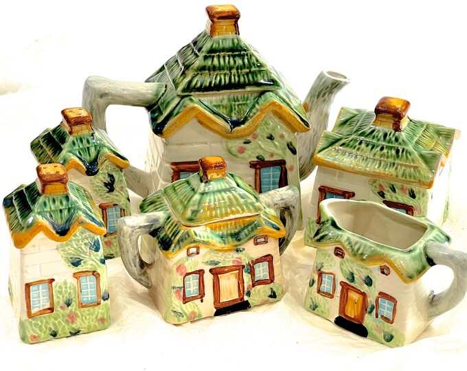 VINTAGE 1940s Early UCAGCO Ceramics Japan Cottage Set, Teapot, Creamer