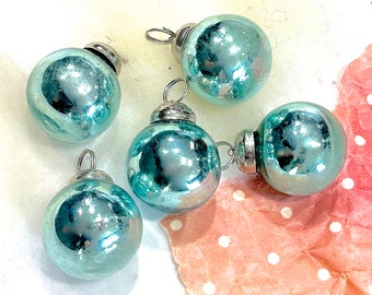 VINTAGE: 5pc - Small Thick Mercury Ornaments - Mid Weight Kugel Style Ornaments - Unique Find - SKU