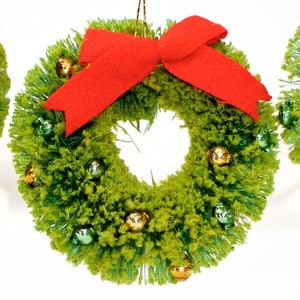 VINTAGE: 3 Small Old Chenille Wreath Ornaments with Mercury Beads - Pipe Cleaner Wreath - Feather Tree Ornaments - SKU 25-C5-00011406