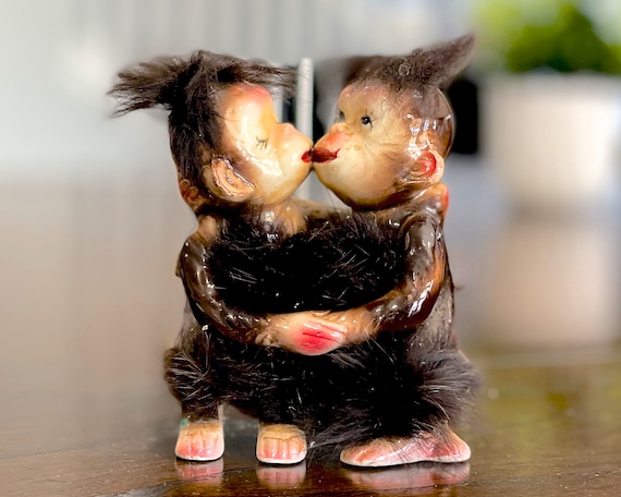 Vintage 1950s Ceramic Kissing Chimps Figurine: Rabbit Fur Hair