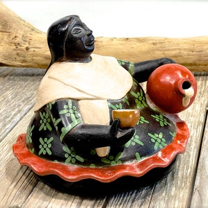 VINTAGE: Large Authentic Chulucanas, PERU Handmade Clay Pottery Signed Pottery Native Peru Artisan Luis J Sosa SKU 35-A-00033286 image 2