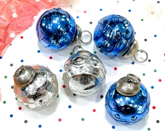 VINTAGE: 5pcs - Small Thick Mercury Ornaments - Mid Weight Kugel Style Ornaments - Unique Find