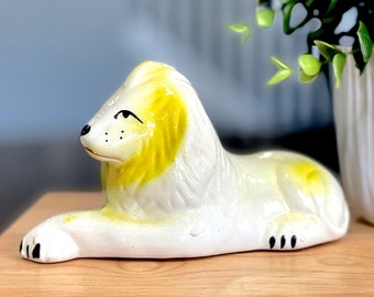 VINTAGE: Ceramic Lion Figurine - Kids Room - Handcrafted - Hand Painted - Gift Idea - SKU 24-D-00010514