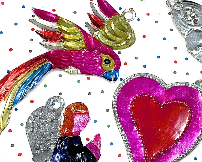 VINTAGE: 5pcs Mexican Folk Art Tin Ornaments Handcrafted Angel Heart Bride Bird Christmas Holiday Mexico Gift Tag image 5