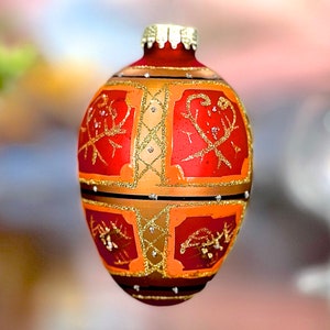 VINTAGE: 3.5 Hand Crafted Colorful Glass Egg Ornament Holiday Christmas Ornaments SKU 00040233 image 2