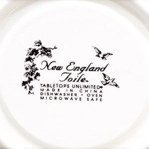 VINTAGE: 2pc Set New England Toile Gamebirds 6 1/4 Saucer Tabletops Unlimited Replacement, Collecting SKU 27-D-00032531 image 4