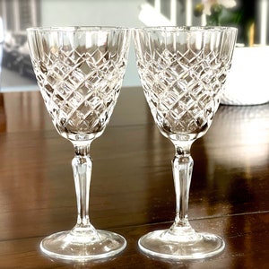 VINTAGE: 2pcs Crystal Glasses Toasting, Weddings, Graduations, Engagements, Baby announcements SKU 31-C-00035244 image 2