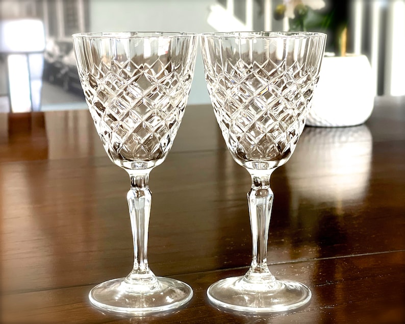 VINTAGE: 2pcs Crystal Glasses Toasting, Weddings, Graduations, Engagements, Baby announcements SKU 31-C-00035244 image 2