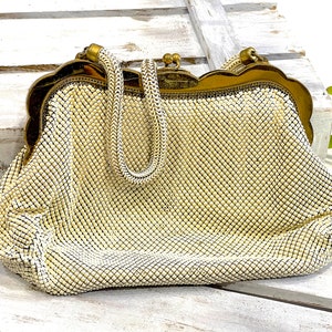 VINTAGE: 1950s Whiting and Davis Mesh Clutch Bag Evening Bag Metal Bag SKU 3-E1-00007384 image 2