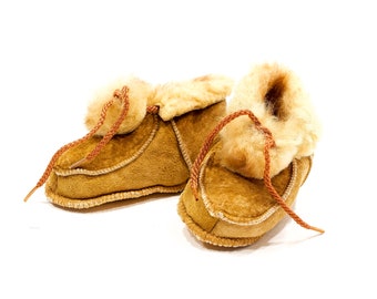 VINTAGE: Brown Faux Suede Fur Moccasin Shoes - Size 4 - Toddler - Native American Style - SKU 25-C5-00017512