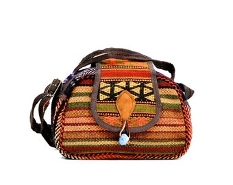 Deadstock VINTAGE: 1980's - Woven Kilim Turkish Bag - Turkish Messenger Bag Purse, Woven Tapestry Bag - Boho, Hipster - SKU 708-00028089