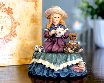 VINTAGE: 1999 - Boyds Bears Music Box in Box - Tune "Tea for two" - Yesterday's Child - #272001 - Tea Party - NIB - SKU 35-D-00035416