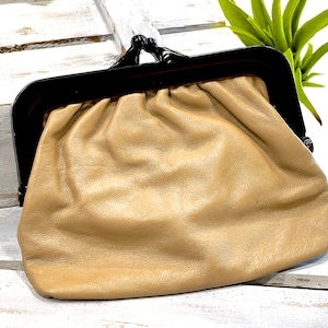 VINTAGE: 1970s Italian leather Clutch Italian Handbag Handbag SKU 3-E1-00034680 画像 1