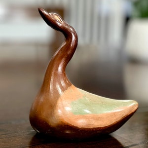 VINTAGE: Authentic Chulucanas, PERU Handmade Clay Swan Pottery Signed Pottery Native Peru Artisan Gabino Moncada SKU 32-C-00035136 image 2