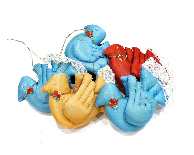 VINTAGE: 5 Fabric Bird Ornaments Pillow Ornaments Christmas Holidays Gift Handmade SKU Tub-393-00017668 image 3