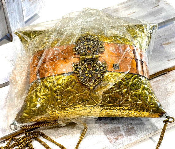 Deadstock VINTAGE: 1970's - Brass Pillow Ornate P… - image 5