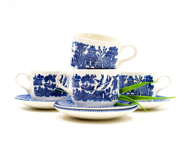 VINTAGE: 4 Sets Churchill China England Blue Willow Cup & Saucer Made in England SKU 22 23-C-00015598 zdjęcie 1