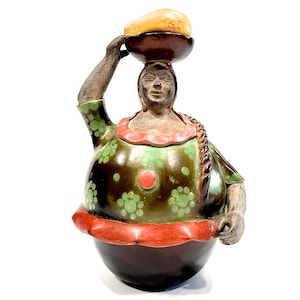 VINTAGE: 9&quot; - Large Authentic Chulucanas, PERU Handmade Clay Pottery - Signed Pottery - Native Artisan  Viera Beserra - SKU 36-A-00034348