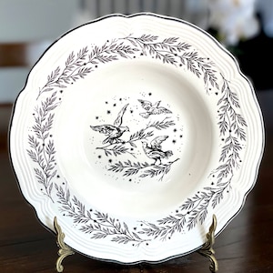 VINTAGE: Tigela de sopa com borda de 23,7 cm, estilo Toile da Nova Inglaterra - Tabletops Unlimited - Reposição, Colecionável - SKU 36-D-00025190