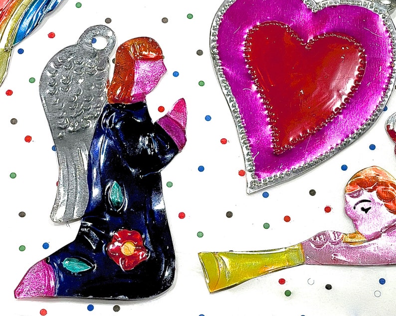 VINTAGE: 5pcs Mexican Folk Art Tin Ornaments Handcrafted Angel Heart Bride Bird Christmas Holiday Mexico Gift Tag image 6