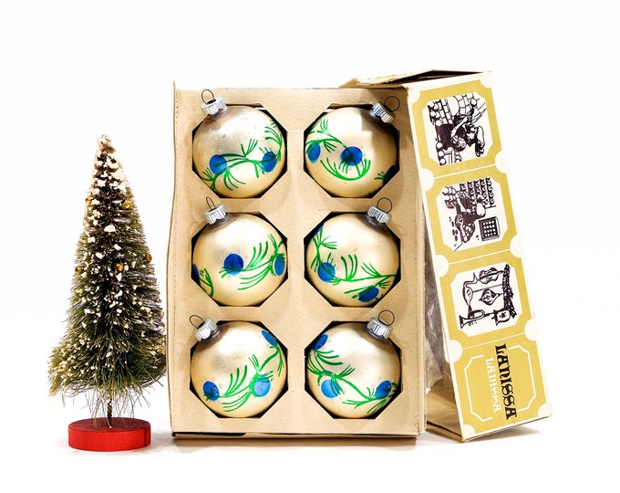 VINTAGE Rare Shiny Brite Lanissa Glass Ornaments in Box Old Distressed