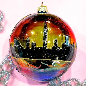 VINTAGE: 5&quot; NY Skyline Ornament - NY Taxi - Holiday Ornament - Christmas Tree Decoration - Xmas
