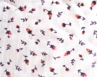 Di vintage 1970 tessuto residuo - 1 3/4 yds - piccola stampa rosa floreale con il pezzo - fiore rosa bianco e foglia Dainty abbastanza materiale