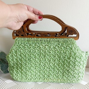 Bolso de mano de punto vintage / Asa de madera tallada con flores / Monedero holgado verde para mujer