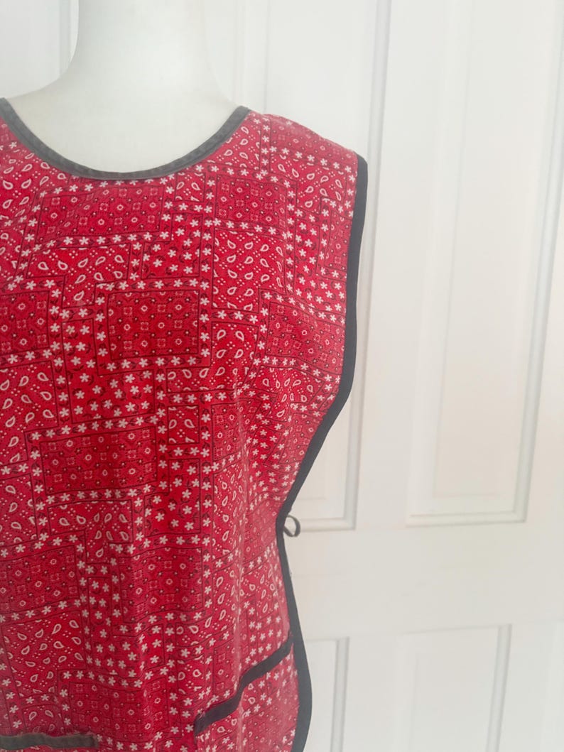 Vintage Red Bandana Patterned Apron | Country Red Patchwork Cooking Art ...