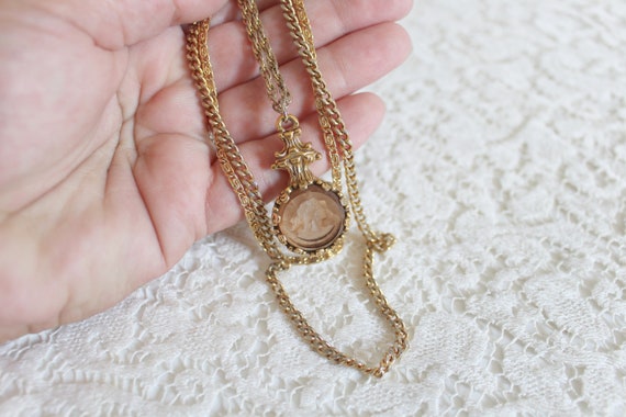 Vintage Amber Colored Cameo Layered Necklace | Go… - image 5