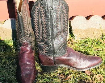 levis cowboy boots
