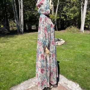 Vintage Handmade Full Length Floral Hooded Cape/cloak, Vintage Cape, Medieval Cape, Cosplay Cape, Renaissance Cape, Capelet, Cape Coat