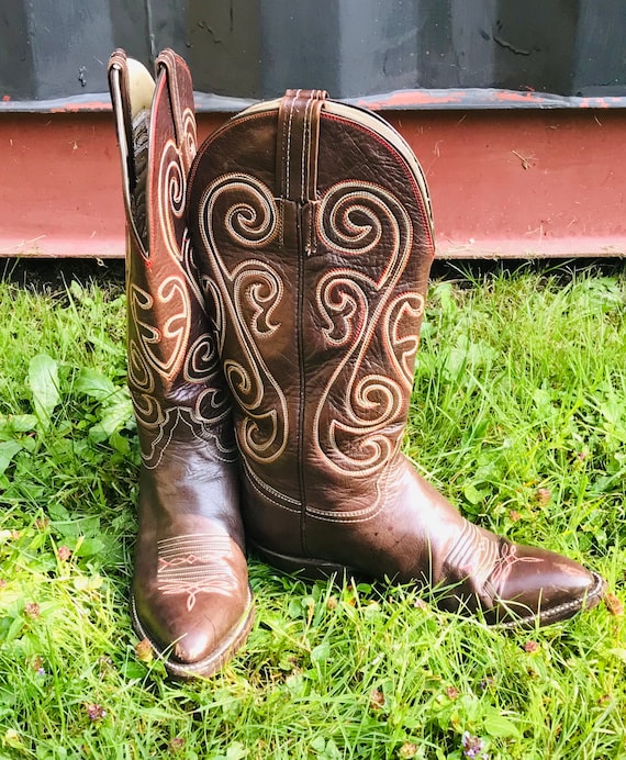 Cowboy Boots & Western Wear