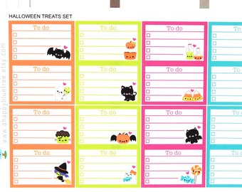 Peut inclure: Un ensemble de 12 autocollants de liste de choses à faire sur le thème d'Halloween. Les autocollants sont en orange, rose, vert et bleu avec divers personnages et icônes d'Halloween. Le texte "HALLOWEEN TREATS SET" est en haut de l'image.