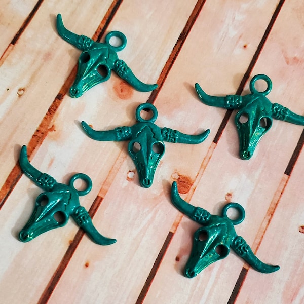 Vintaj Patina: Jade/Verdigris Bull Pendants (5pcs)