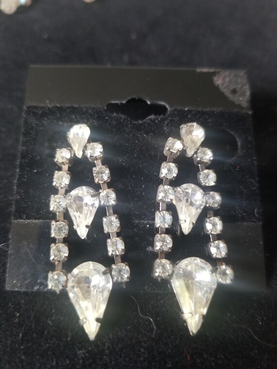 3 pairs of pierced vintage earrings - image 3